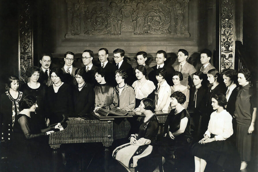 Landowska and students