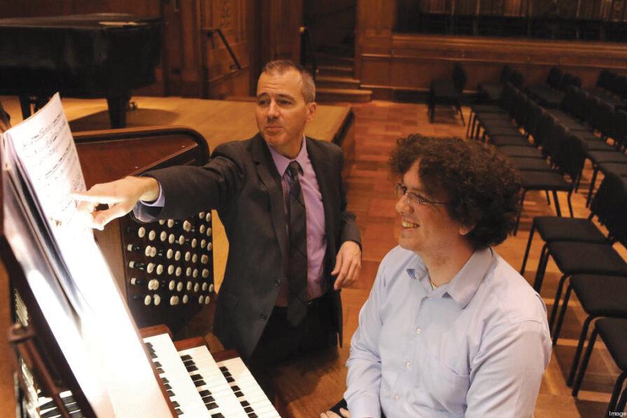Alan Morrison teaching an organ class in Field Concert Hall
